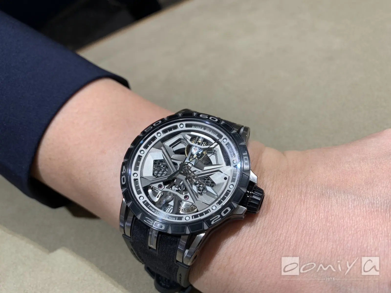 お客様の声：2024年06月11日M.S. 様 ロジェ・デュブイ | 京都店