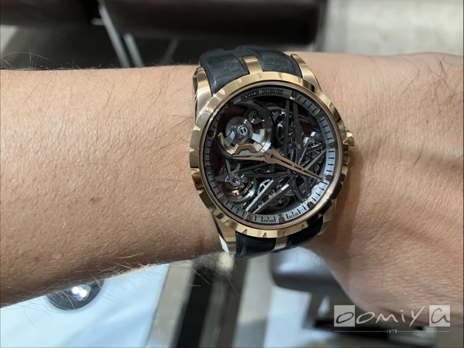 お客様の声：2025年11月11日M.J様 ロジェ・デュブイ | 京都店